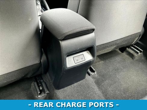 Used 2024 Toyota Corolla LE FWD image 10