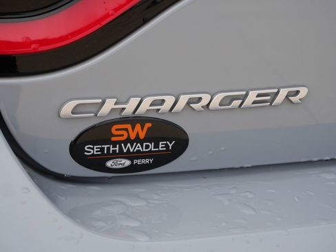 Used 2022 Dodge Charger GT w/ Performance Handling Group RWD image 11