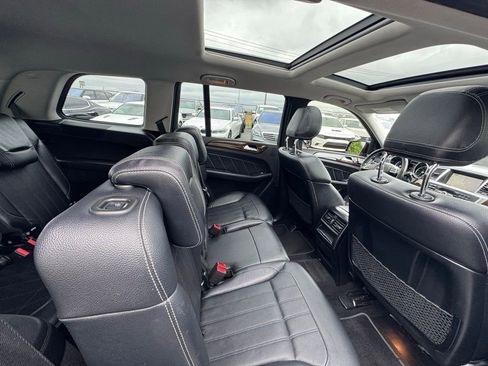 Used 2016 Mercedes-Benz GL 450 4MATIC image 15