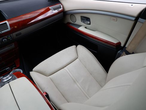 Used 2008 BMW ALPINA B7 RWD image 24
