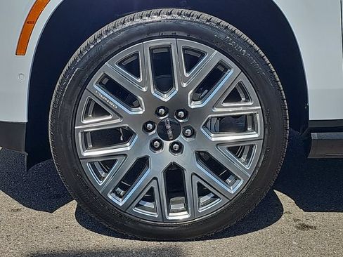 New 2026 GMC Yukon Denali Ultimate AWD/4WD image 21