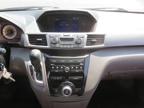 Used 2013 Honda Odyssey EX-L image 16