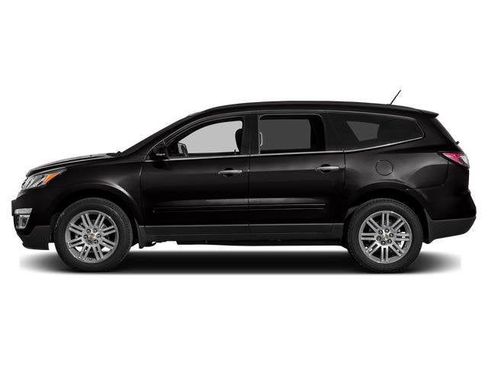Used 2015 Chevrolet Traverse LT image 3