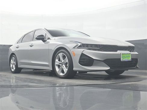 Used 2022 Kia K5 GT-Line image 32