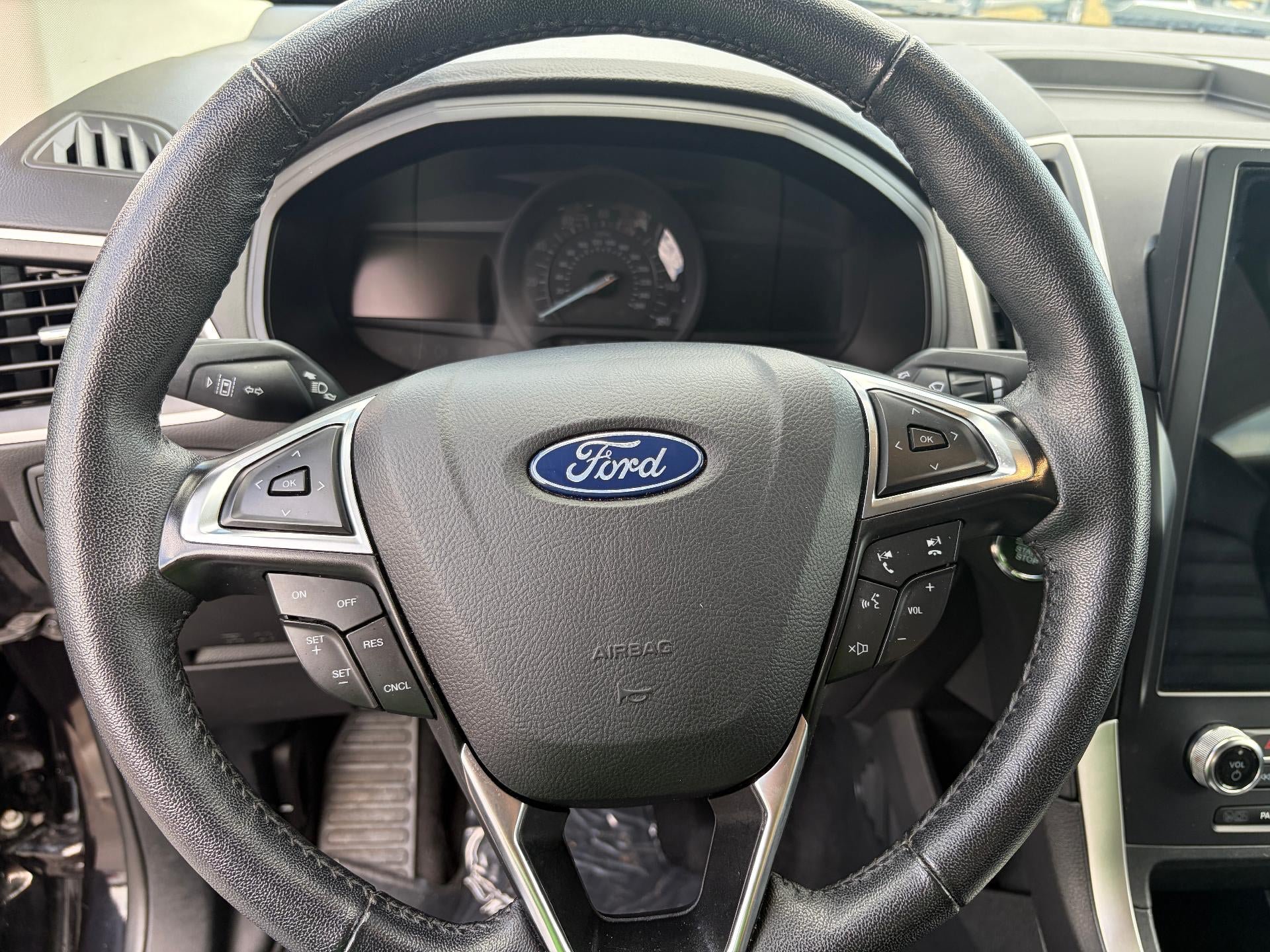 Used 2024 Ford Edge SEL AWD/4WD image 18