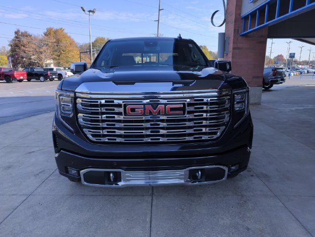 Used 2023 GMC Sierra 1500 Denali AWD/4WD image 11