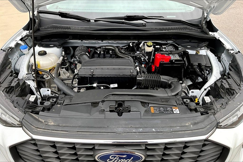 Certified 2025 Ford Escape Active FWD image 32