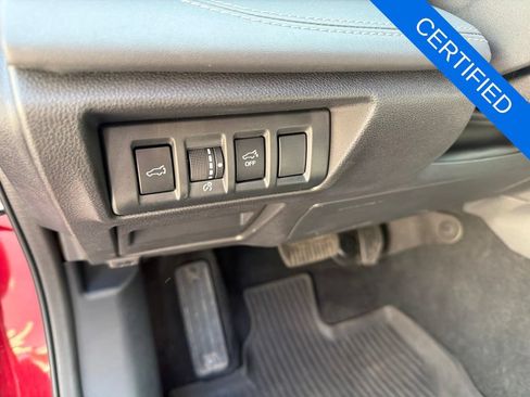 Certified 2024 Subaru Outback Limited AWD/4WD image 11