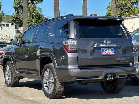 Used 2022 Toyota 4Runner TRD Sport AWD/4WD image 6