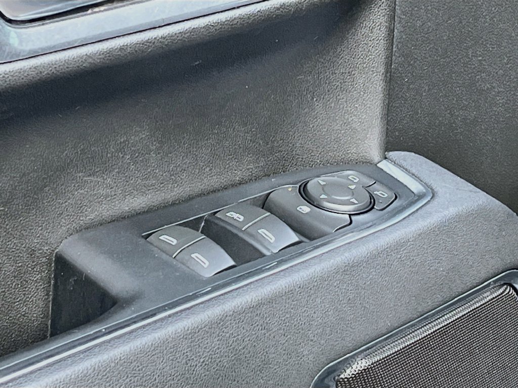 Used 2025 Chevrolet Silverado 1500 RST AWD/4WD image 18