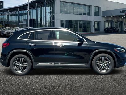 New 2025 Mercedes-Benz GLA 250 250