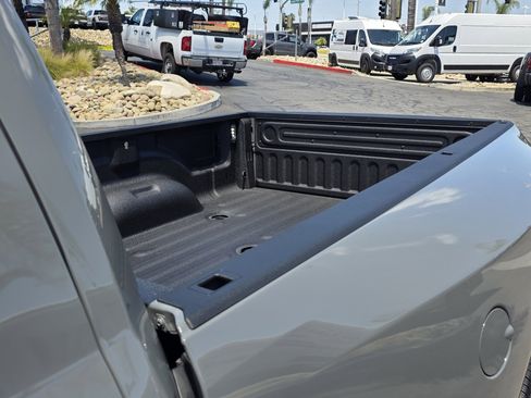 New 2026 RAM 3500 Laramie AWD/4WD image 19