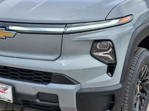 New 2026 Chevrolet Silverado EV LT image 6