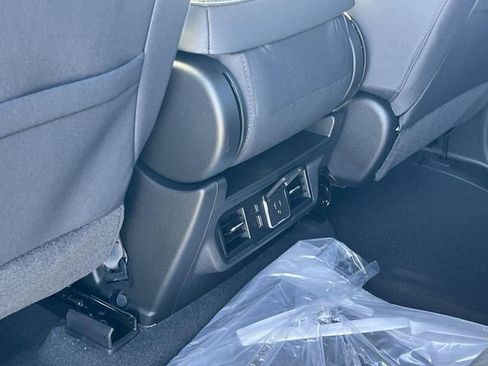 New 2026 GMC Sierra 1500 Elevation image 27