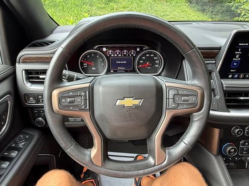 Used 2021 Chevrolet Tahoe High Country w/ Premium Package AWD/4WD image 28