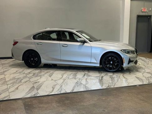 Used 2020 BMW 330i Sedan w/ Convenience Package image 5