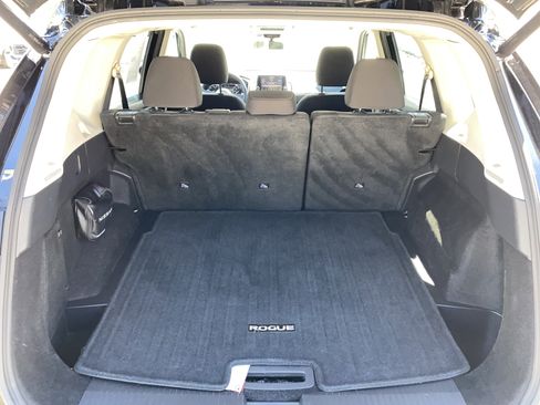 Used 2024 Nissan Rogue SV AWD/4WD image 35