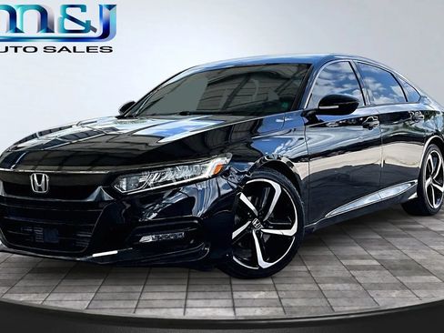 Used 2018 Honda Accord Sport image 1