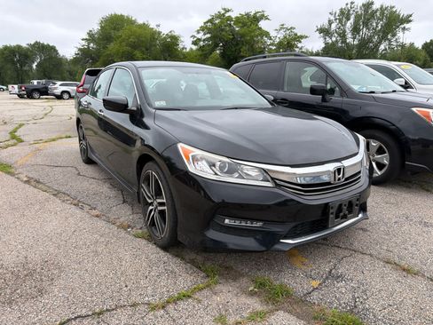 Used 2017 Honda Accord Sport Special Edition image 2