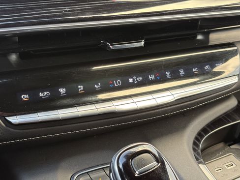 Used 2021 Cadillac Escalade Sport image 26