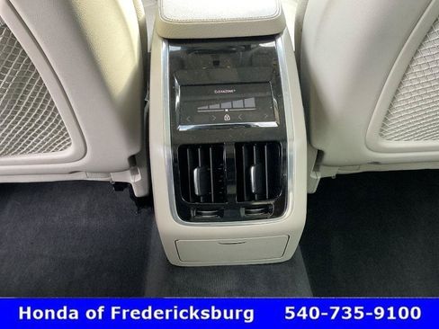 Used 2018 Volvo S90 T5 Momentum w/ Convenience Package FWD image 45