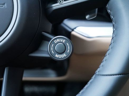 New 2026 Porsche Cayenne Coupe image 16