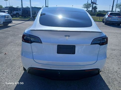 Used 2020 Tesla Model Y Long Range AWD/4WD image 5