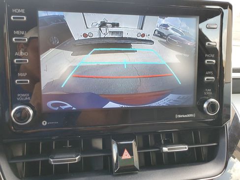 Used 2021 Toyota Corolla SE w/ Carpet Mat Package (TMS) image 2