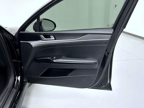 Used 2023 Kia K5 GT-Line FWD image 16