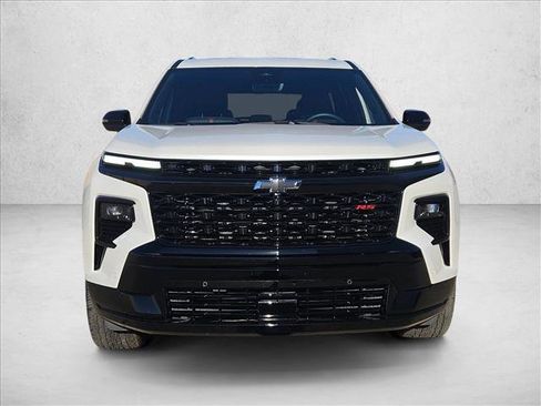 Certified 2024 Chevrolet Traverse RS image 2