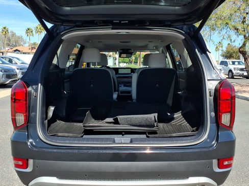 Used 2022 Hyundai Palisade SEL w/ Premium Package image 16