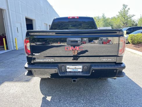 Used 2016 GMC Sierra 1500 Denali w/ Enhanced Driver Alert Package AWD/4WD image 5