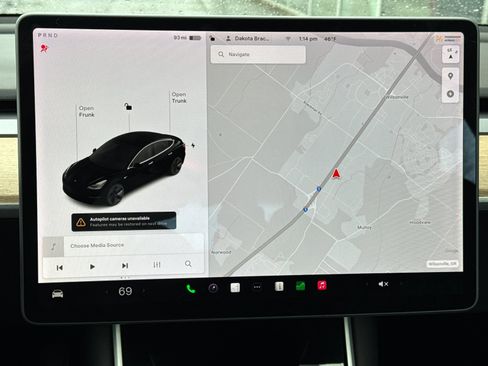 Used 2020 Tesla Model 3 Long Range image 16