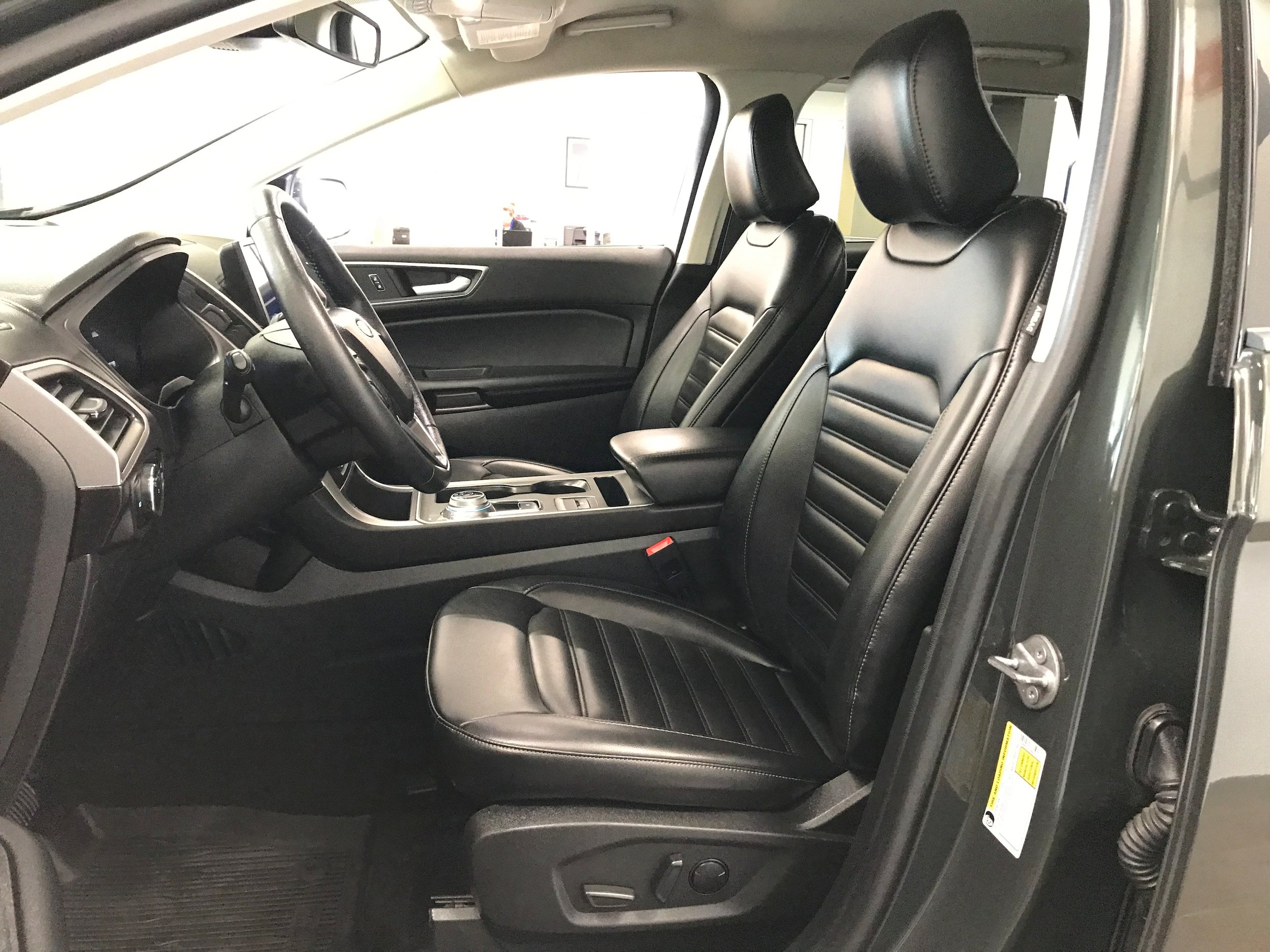 Used 2024 Ford Edge SEL w/ Convenience Package AWD/4WD image 14