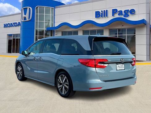 Certified 2023 Honda Odyssey Touring image 5