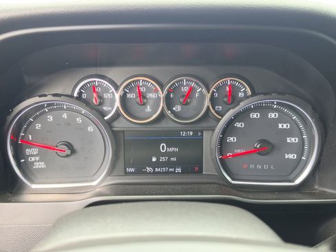 Used 2019 Chevrolet Silverado 1500 LT Trail Boss AWD/4WD image 25