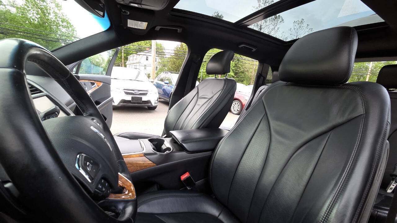 Used 2016 Lincoln MKX Select w/ Select Plus Package AWD/4WD image 26