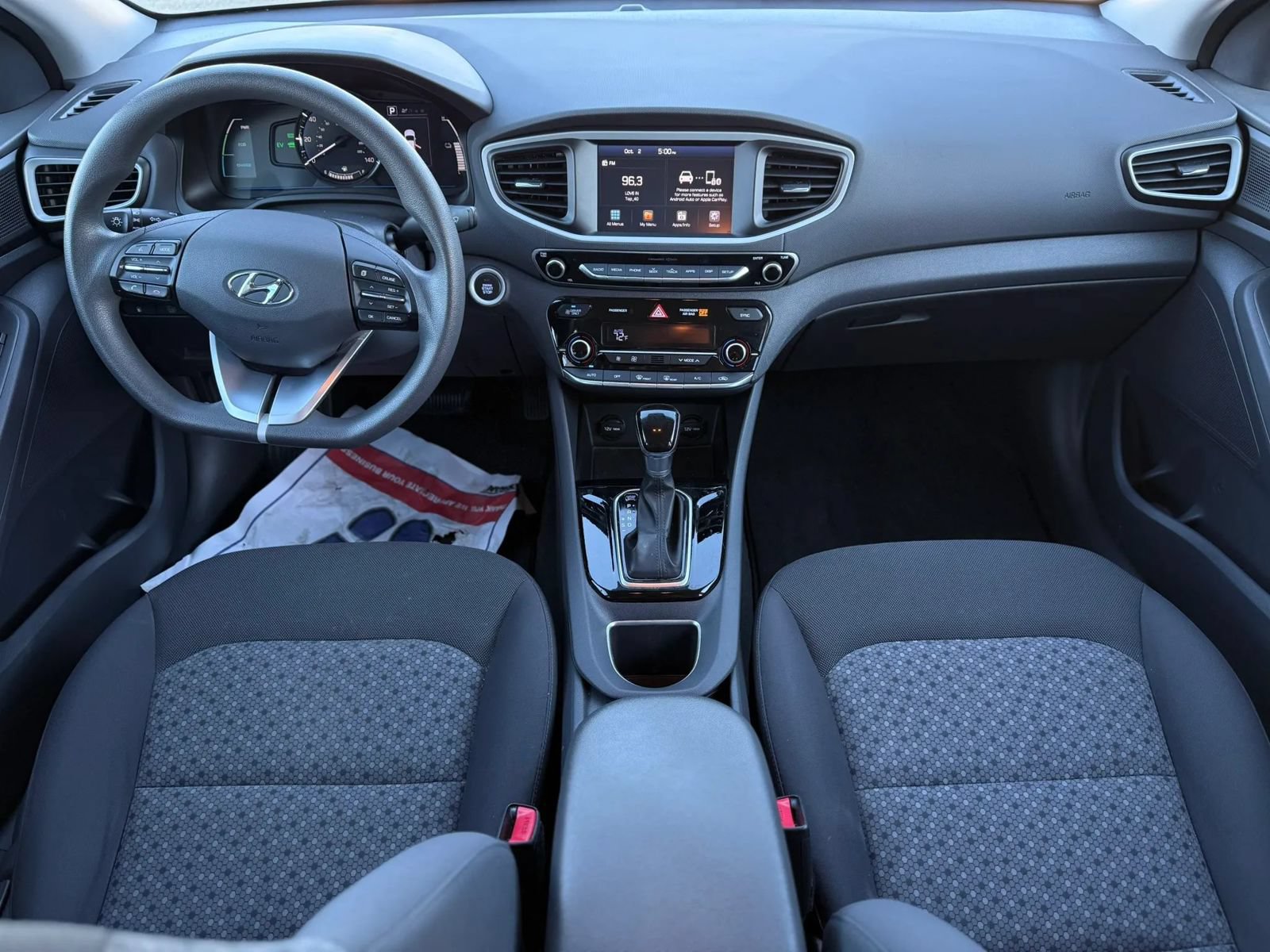 Used 2018 Hyundai Ioniq Blue FWD image 13
