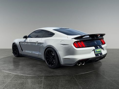 Used 2017 Ford Mustang Shelby GT350 RWD image 7