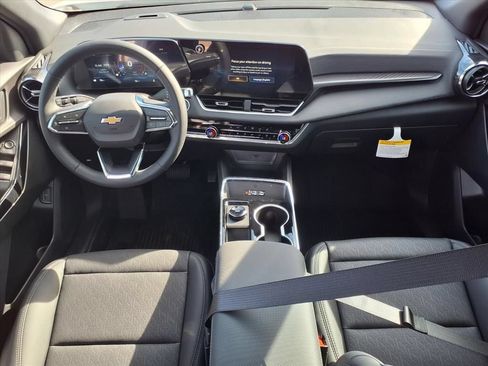 New 2026 Chevrolet Equinox LT FWD image 22