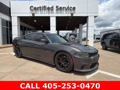 Used 2016 Dodge Charger R/T Scat Pack w/ Beats Audio Group RWD image 22