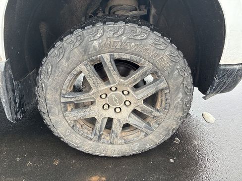 Used 2022 Chevrolet Silverado 1500 LT Trail Boss w/ Protection Package image 15