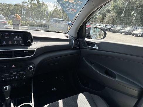 Used 2019 Hyundai Tucson SEL image 16