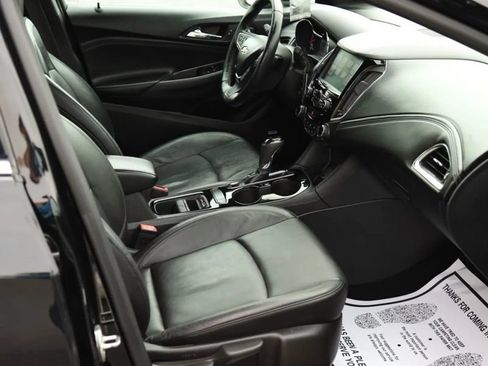 Used 2017 Chevrolet Cruze Premier FWD image 42