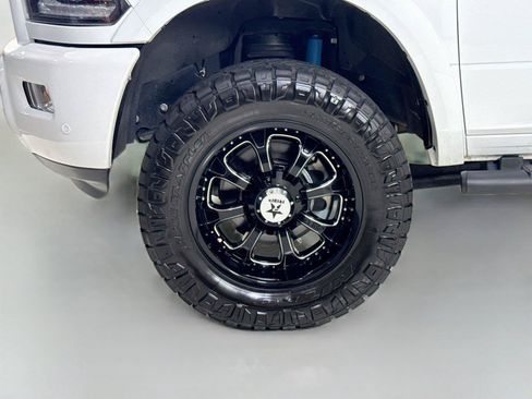 Used 2018 RAM 2500 Laramie w/ Sport Appearance Group AWD/4WD image 35