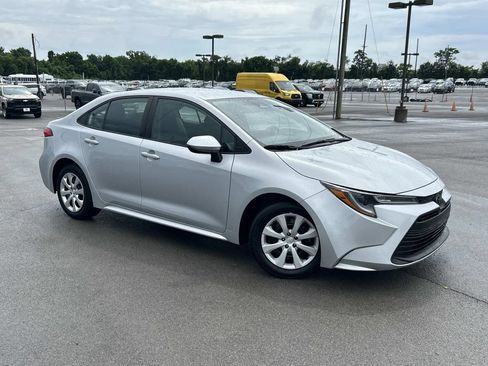 Used 2024 Toyota Corolla LE FWD image 1