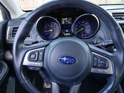 Used 2017 Subaru Legacy 2.5i Limited image 12