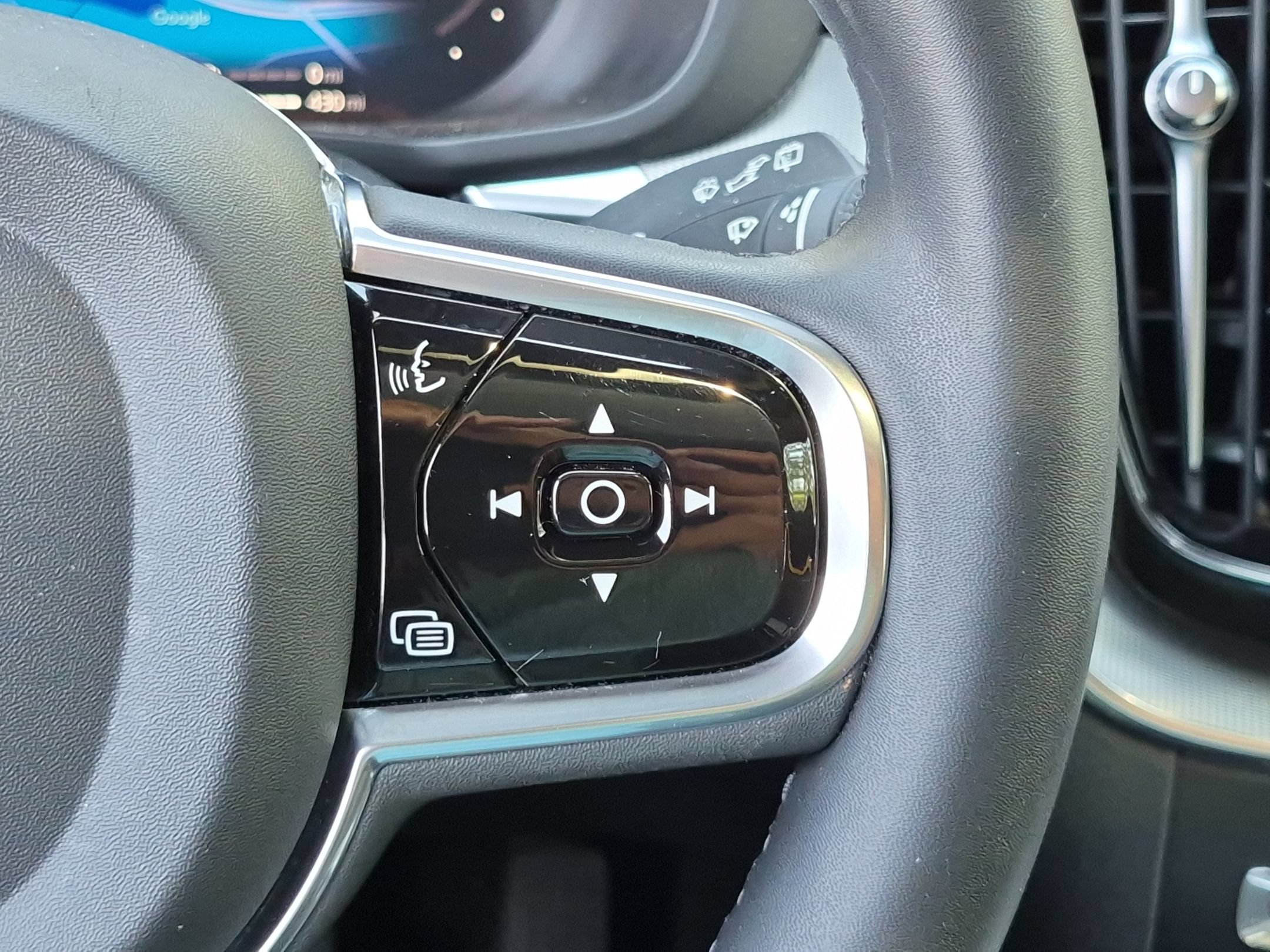 Used 2023 Volvo XC60 T8 Polestar AWD/4WD image 9