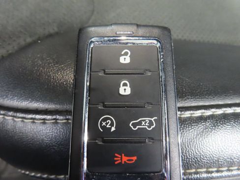Used 2021 Jeep Grand Cherokee L Laredo AWD/4WD image 54
