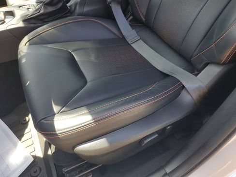 Certified 2022 Subaru Crosstrek 2.5i Limited w/ Moonroof Package 2 AWD/4WD image 19